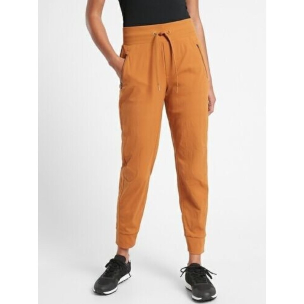 Athleta Trekkie North Jogger Cattail Brown Stretch Hiking Adventure Size 4